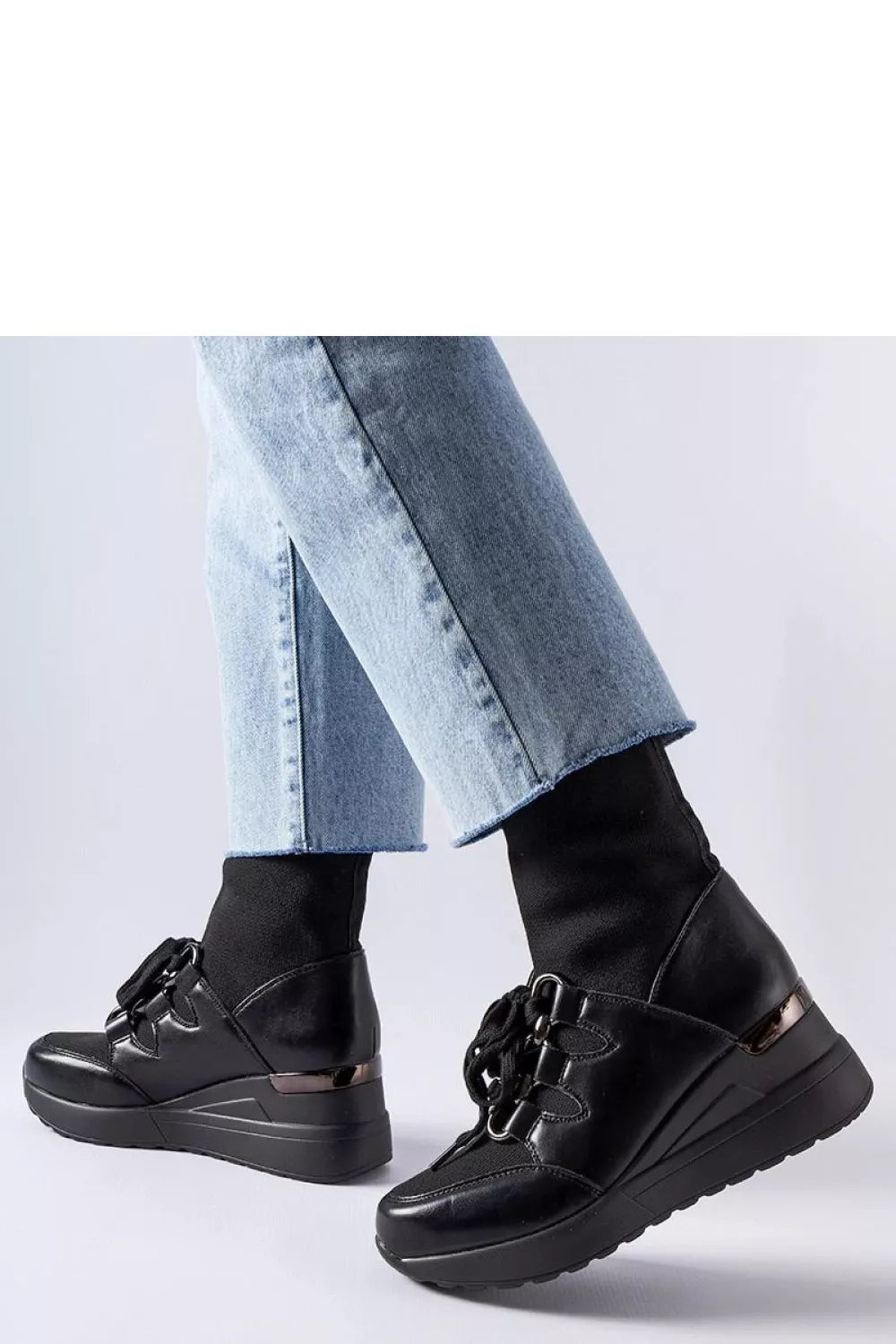 Batai Buskin, modelis 206574 Solea