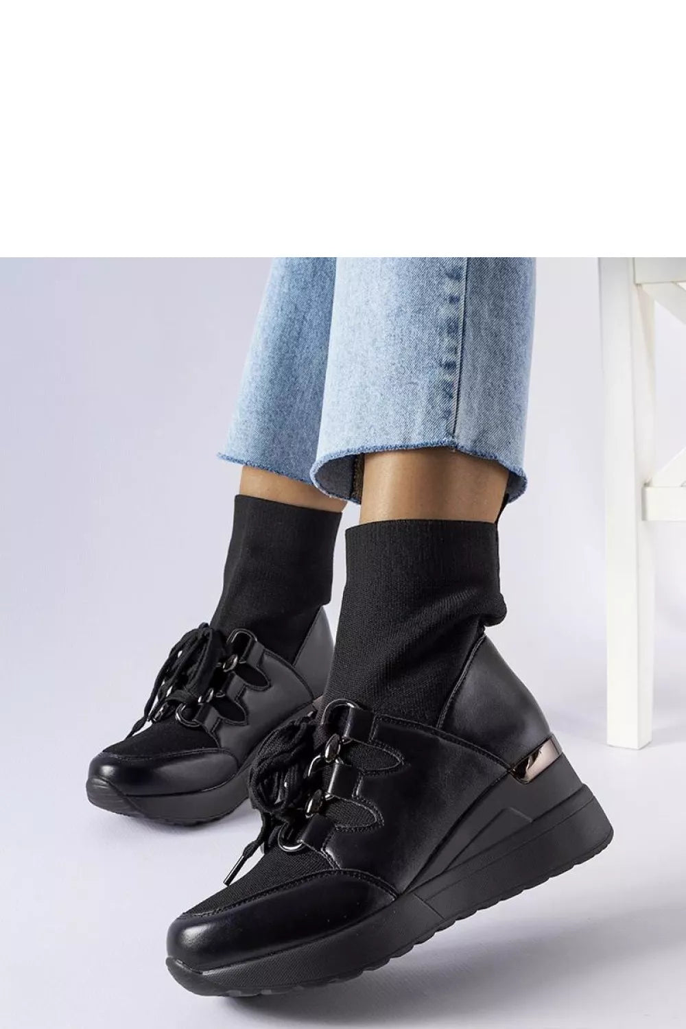 Batai Buskin, modelis 206574 Solea