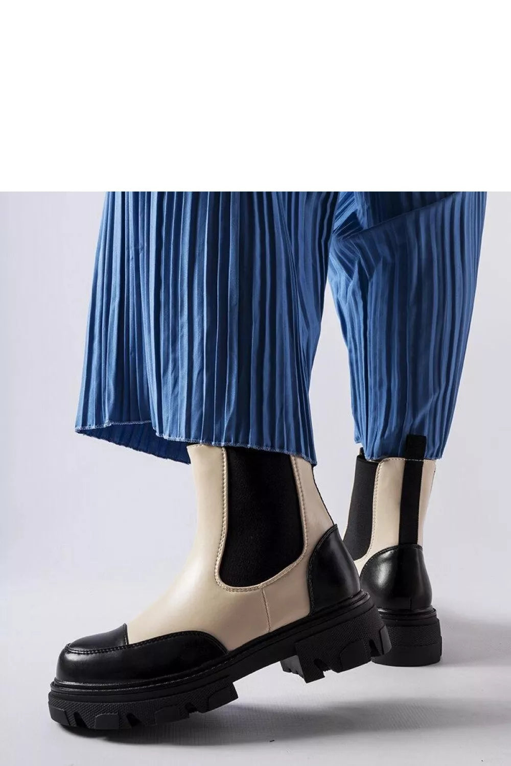 Batai, modelis 206575 Solea