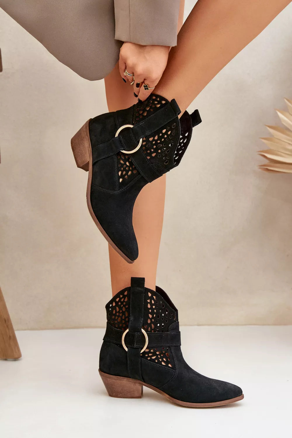 Aukštakulniai batai, modelis 206789. Ženkite į stilių