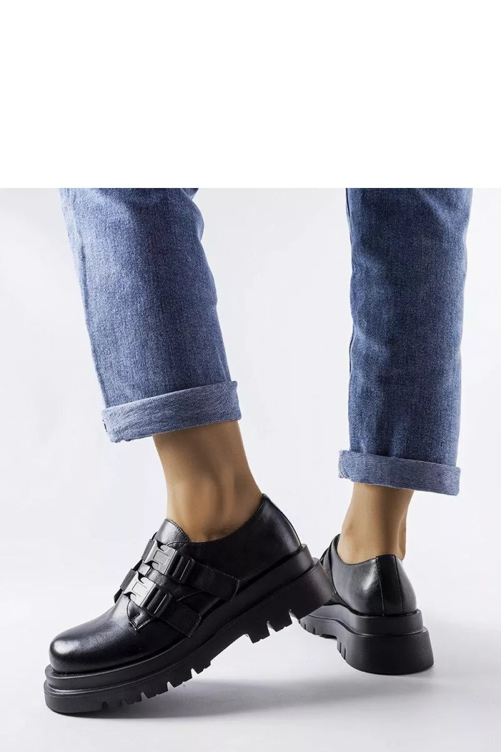 Pusbačiai, modelis 207041, Solea