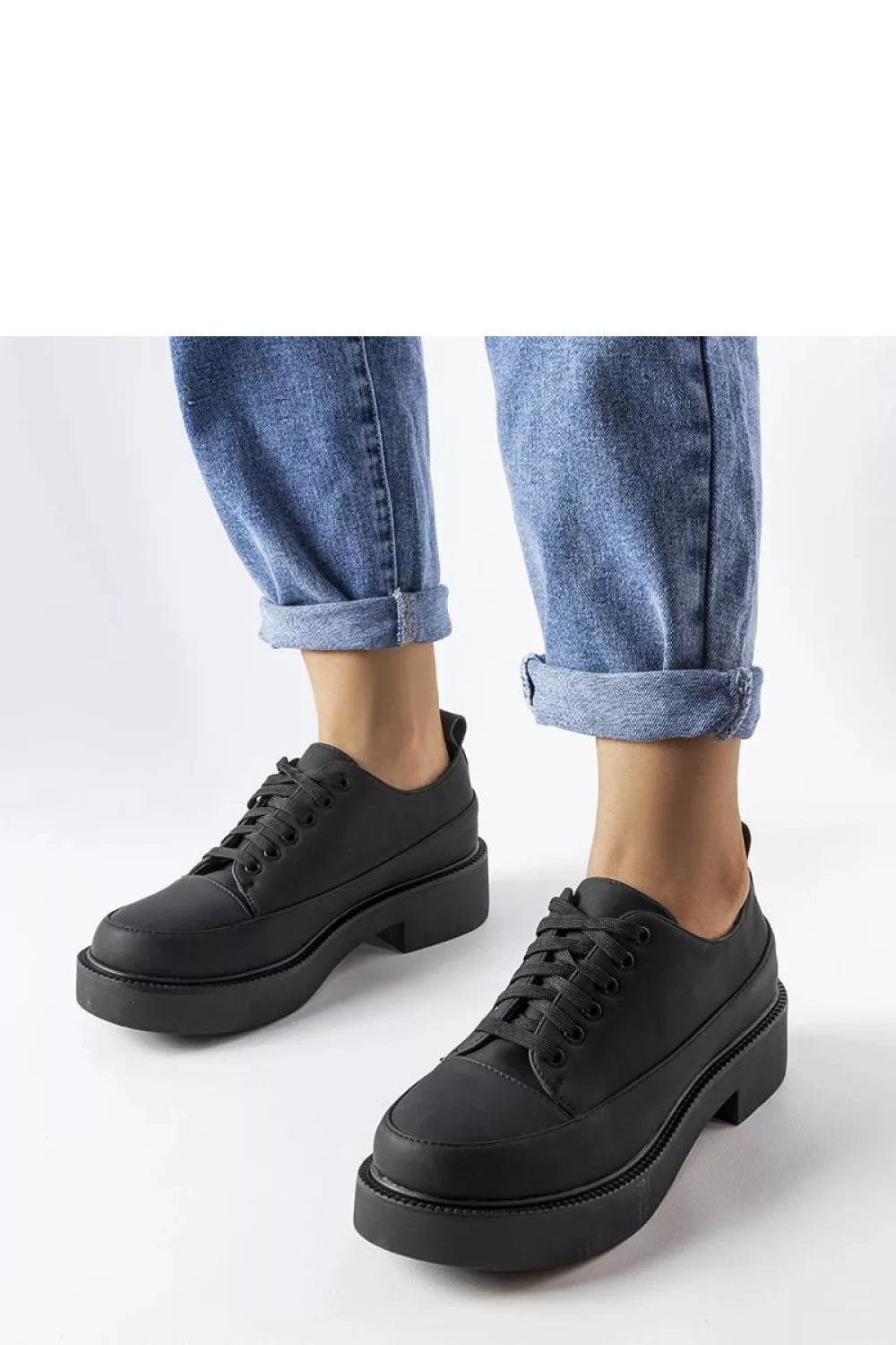 Pusbačiai, modelis 207042 Solea