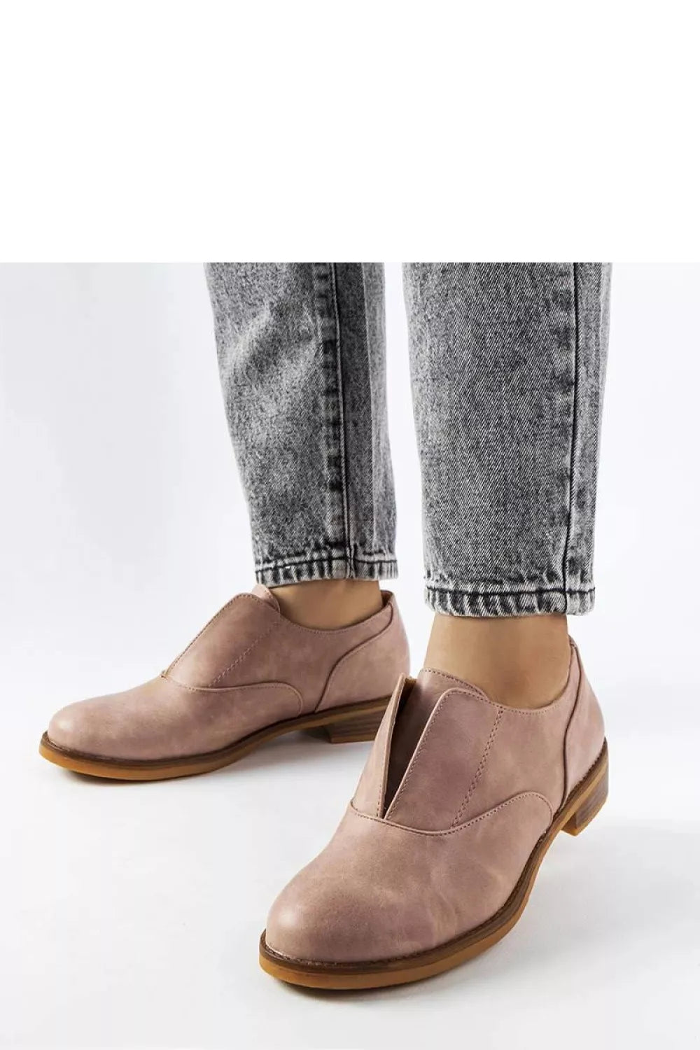 Pusbačiai, modelis 207055 Solea