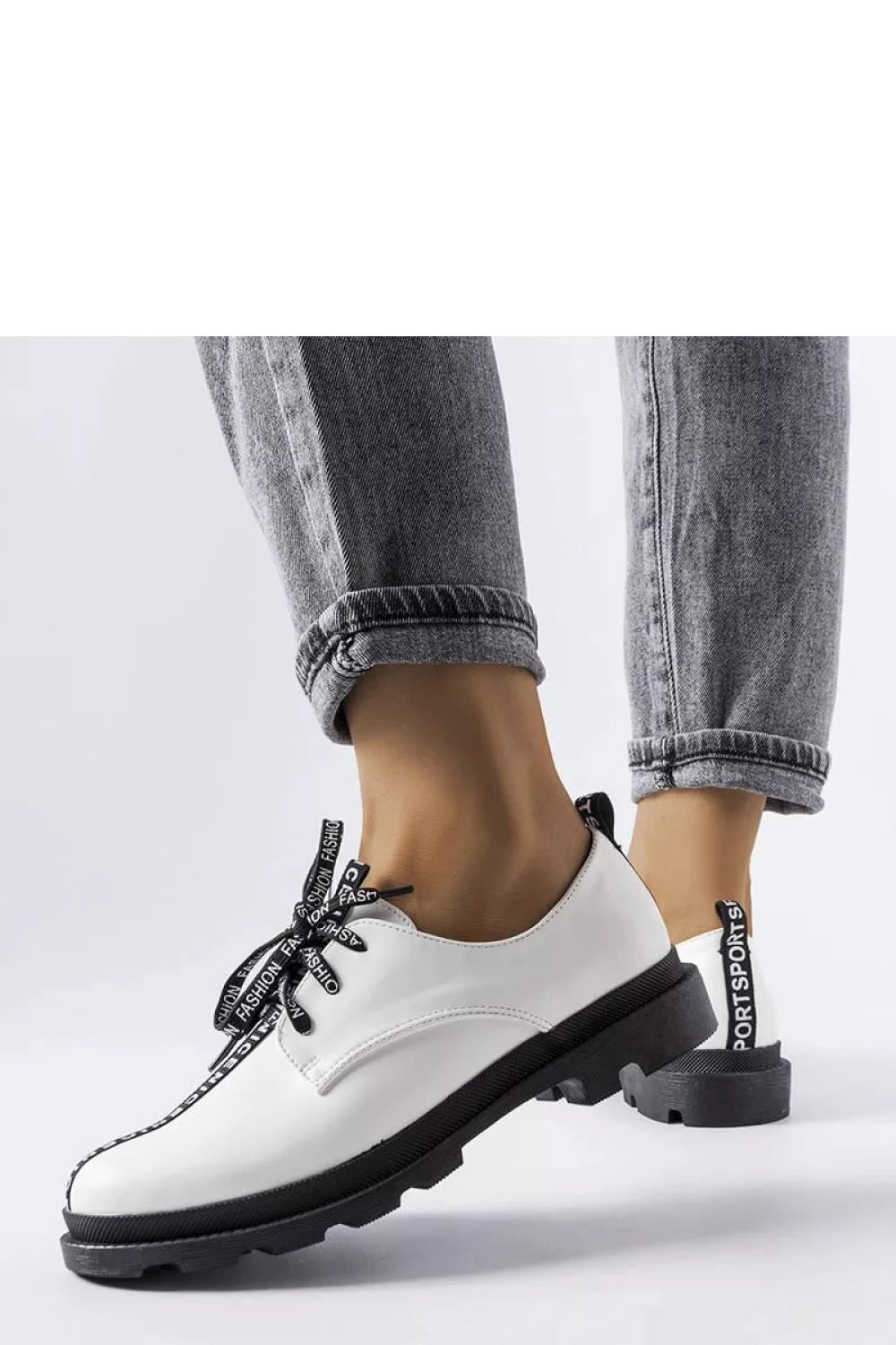 Pusbačiai, modelis 207078 Solea