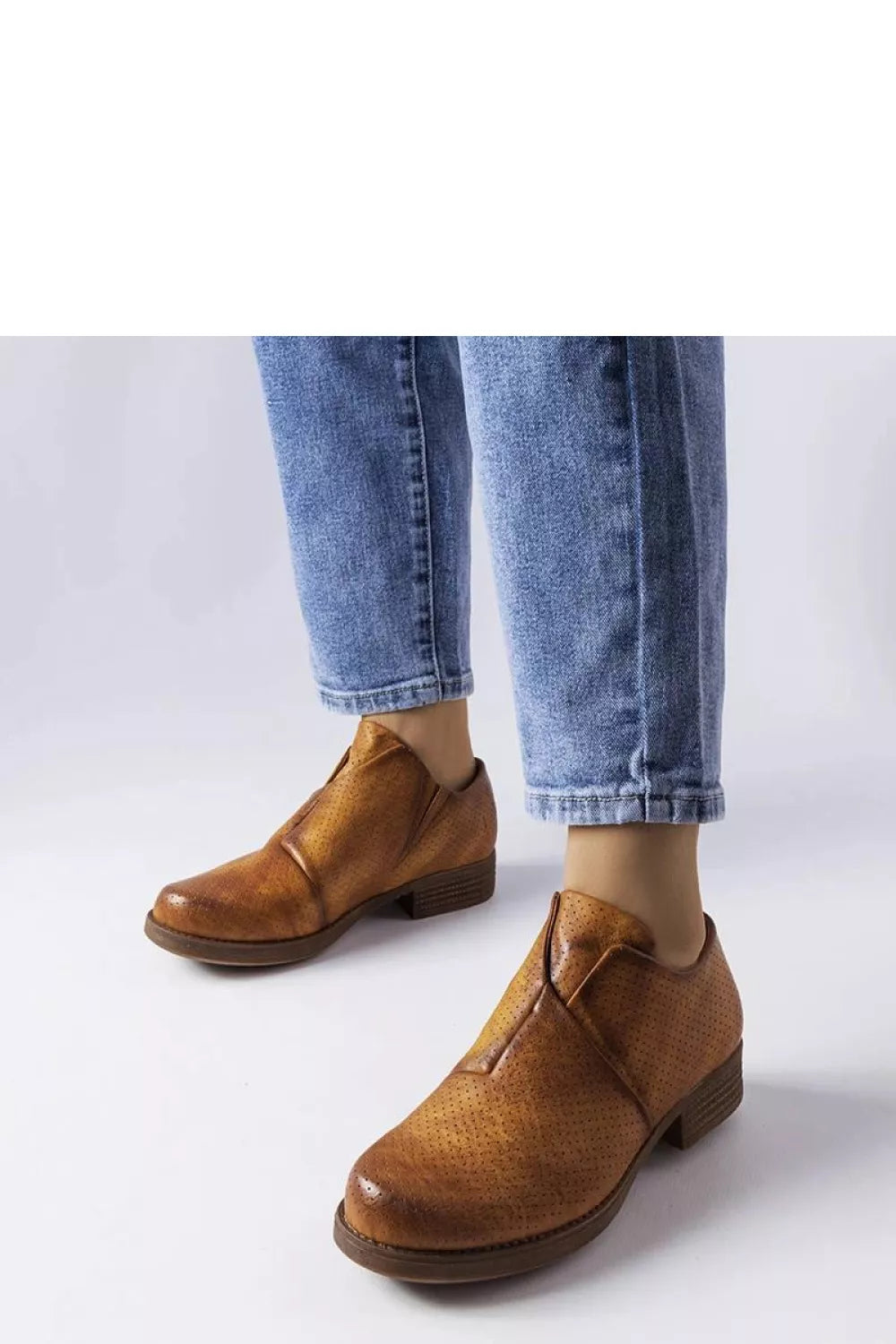 Pusbačiai, modelis 207085 Solea