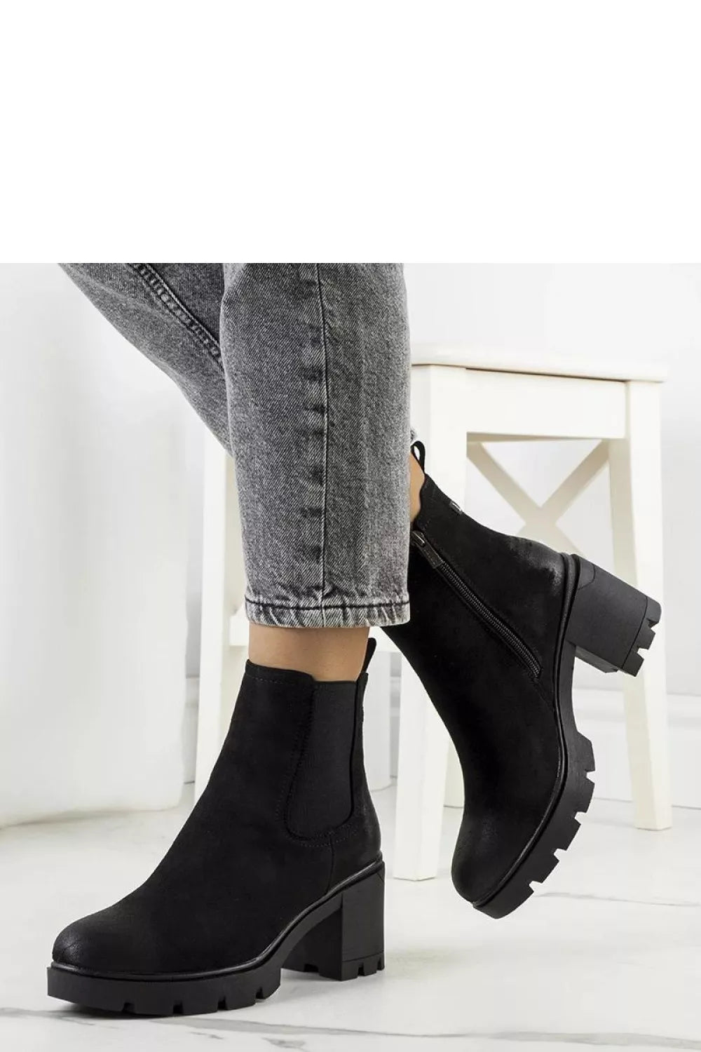 Auliniai batai su kulnais, modelis 207093 Solea