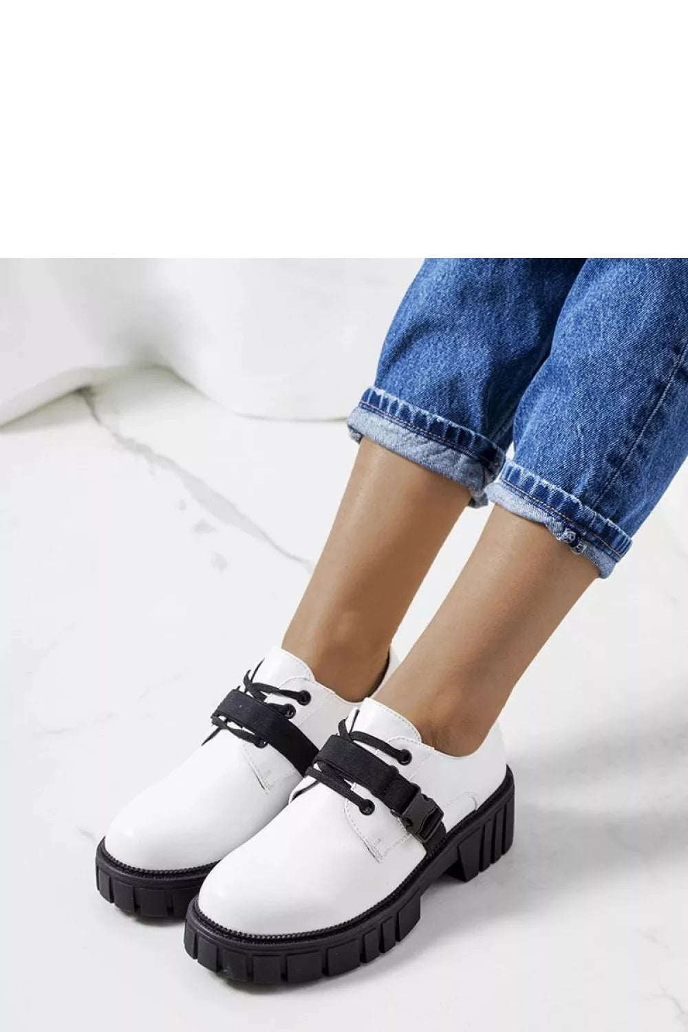 Pusbačiai, modelis 207101 Solea