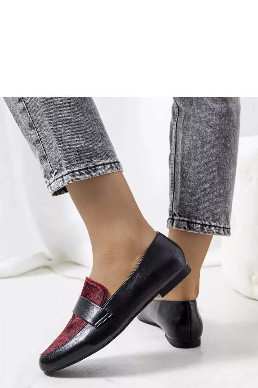 Pusbačiai, modelis 207104 Solea