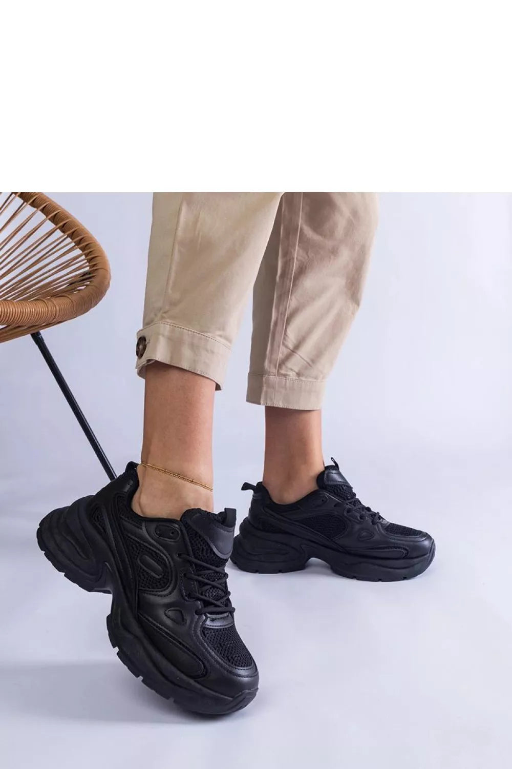 Sportbačiai, modelis 207130 Solea