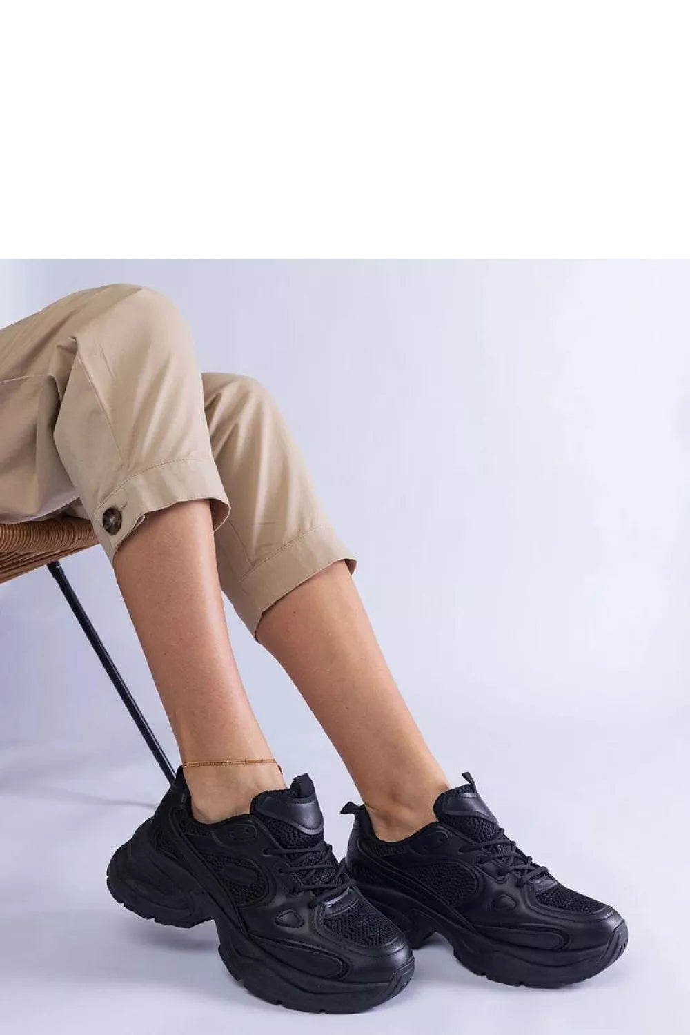 Sportbačiai, modelis 207130 Solea