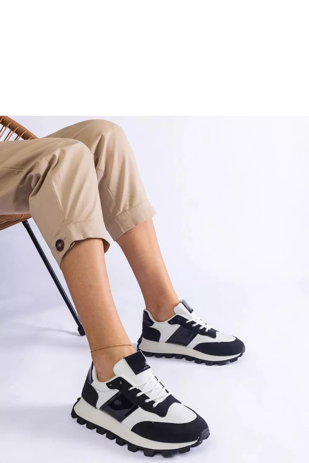 Sportbačiai, modelis 207138 Solea