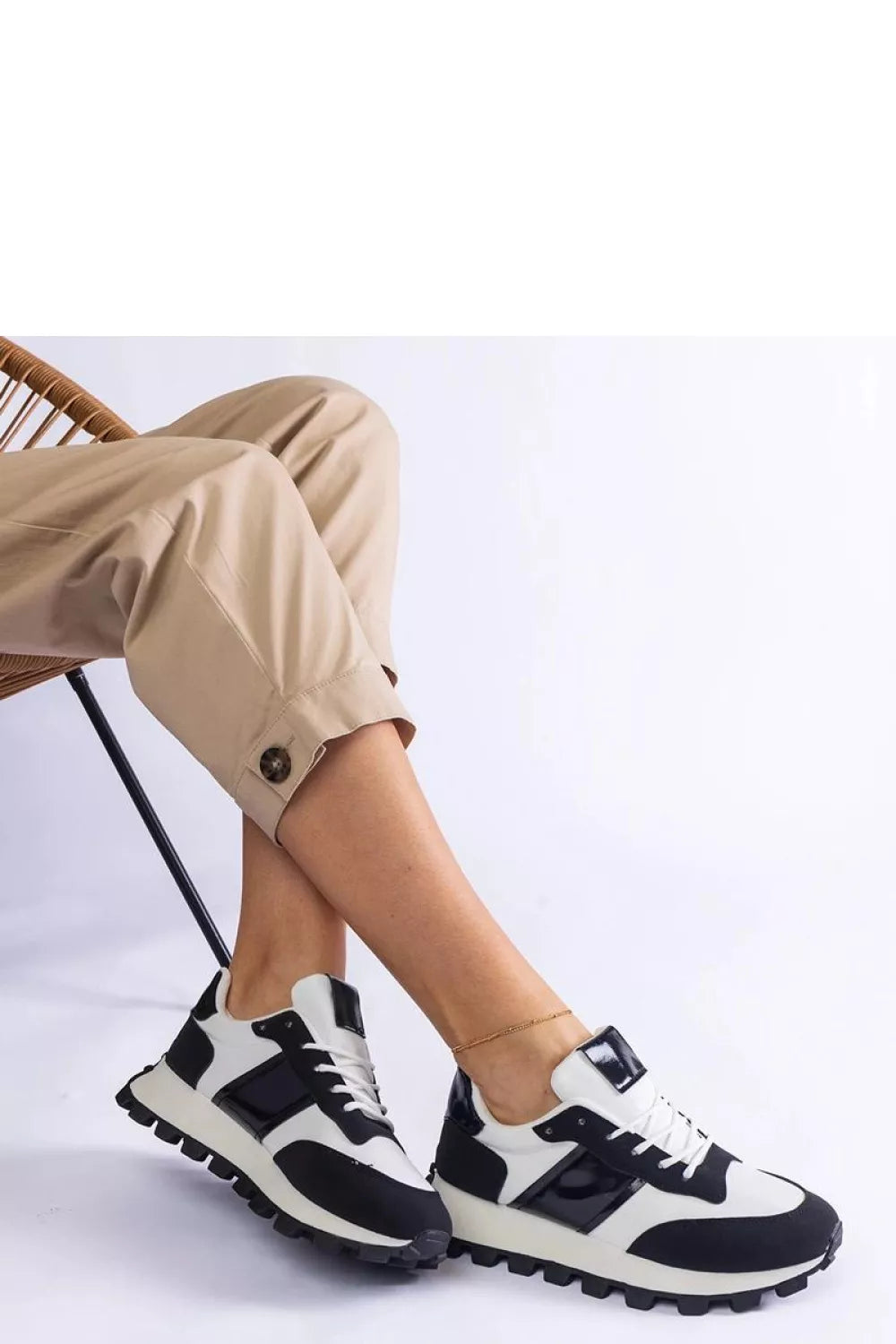 Sportbačiai, modelis 207138 Solea