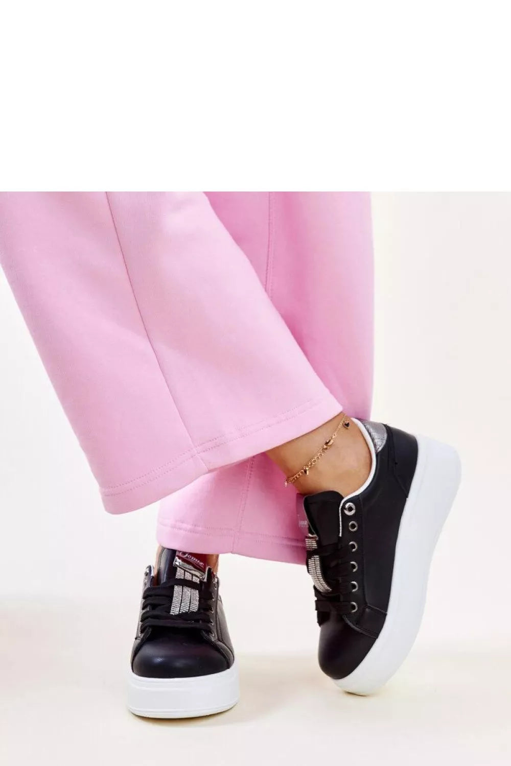 Sportiniai batai, modelis 207279 Solea