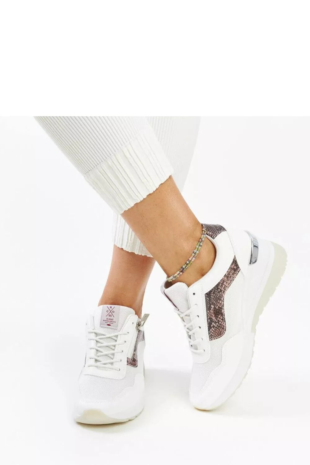 Sportbačiai, modelis 207349 Solea