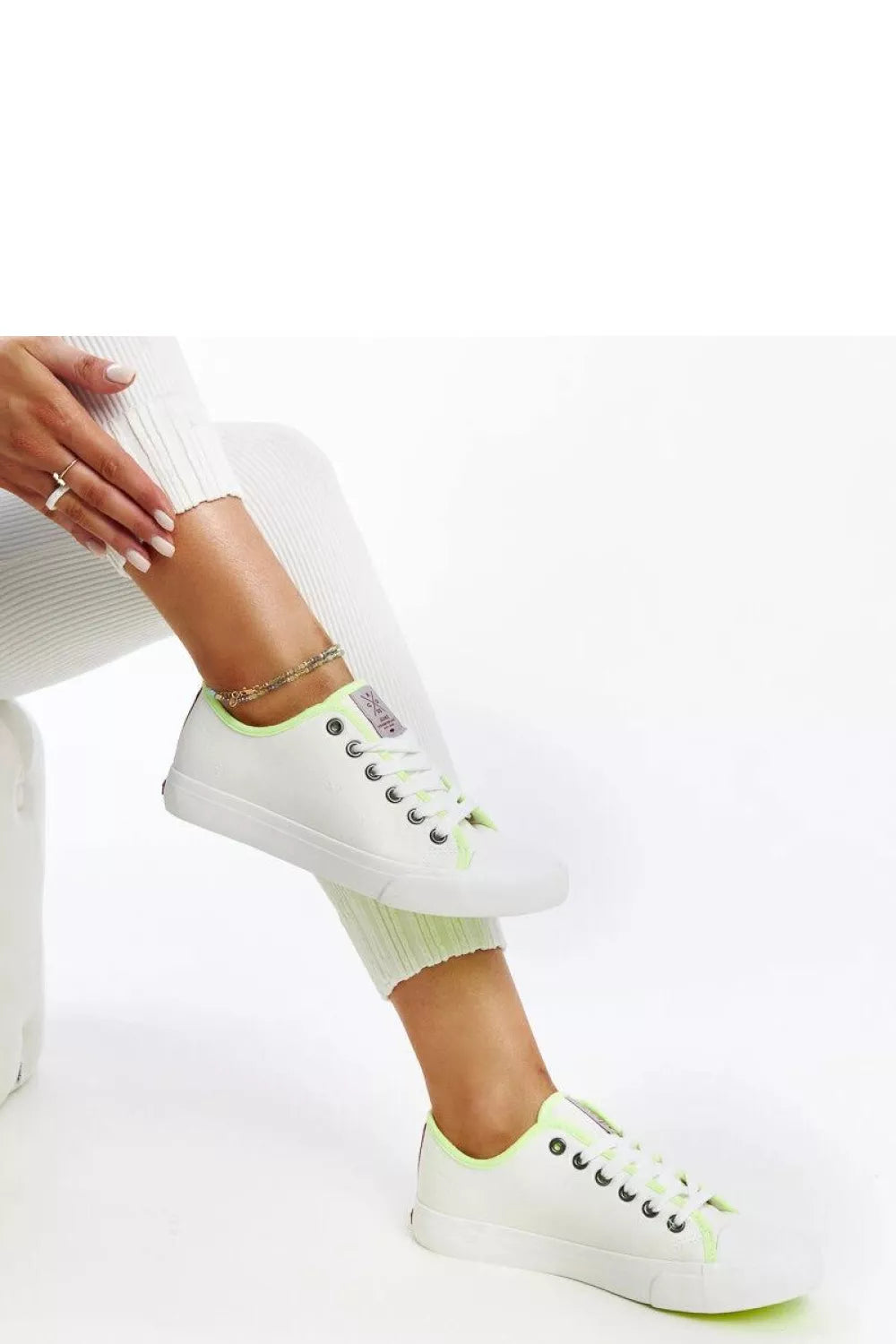 Sportbačiai, modelis 207350 Solea