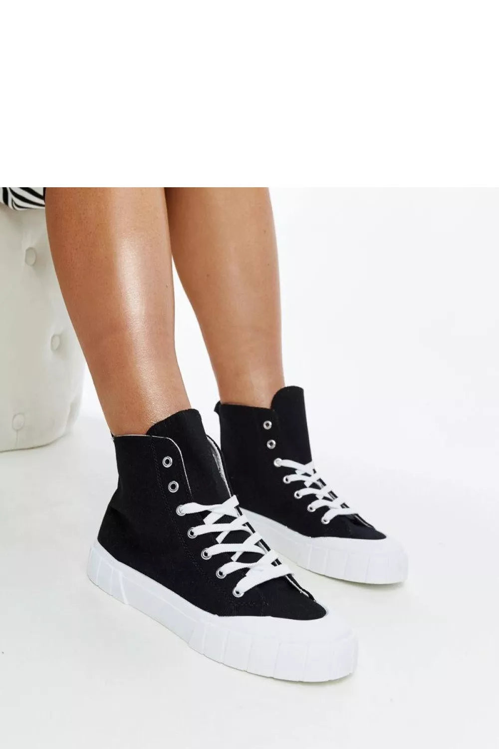 Kedai modelis 207385 Solea