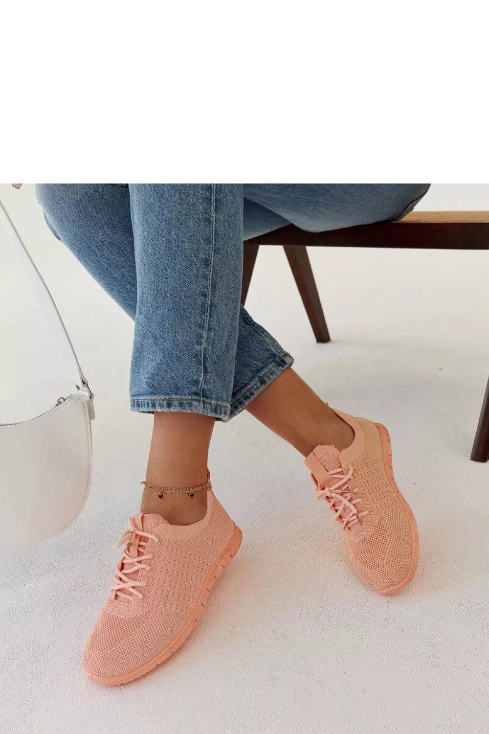 Sportbačiai, modelis 207523 Solea