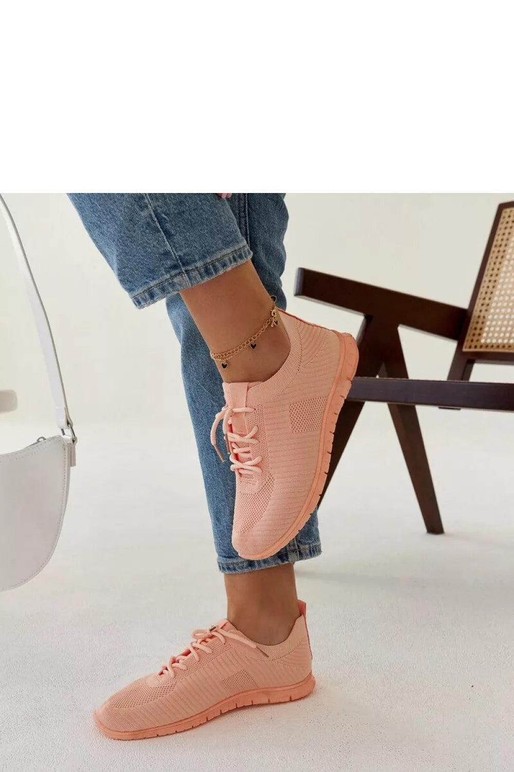 Sportbačiai, modelis 207530 Solea