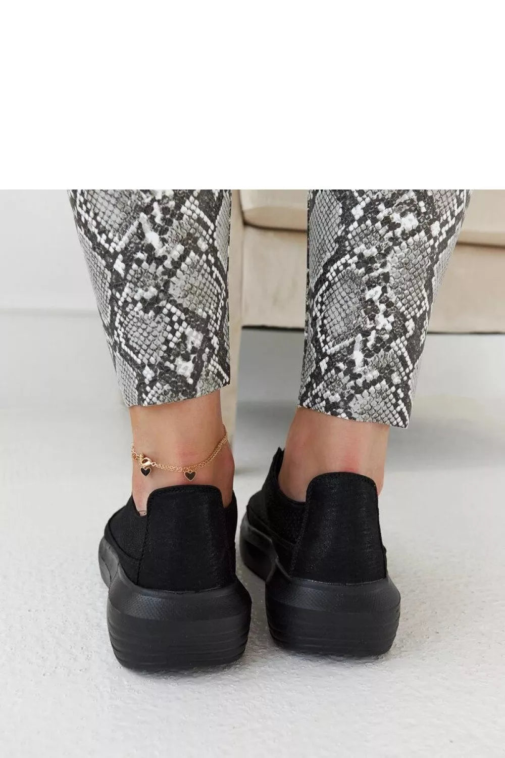 Sportbačiai, modelis 207540 Solea