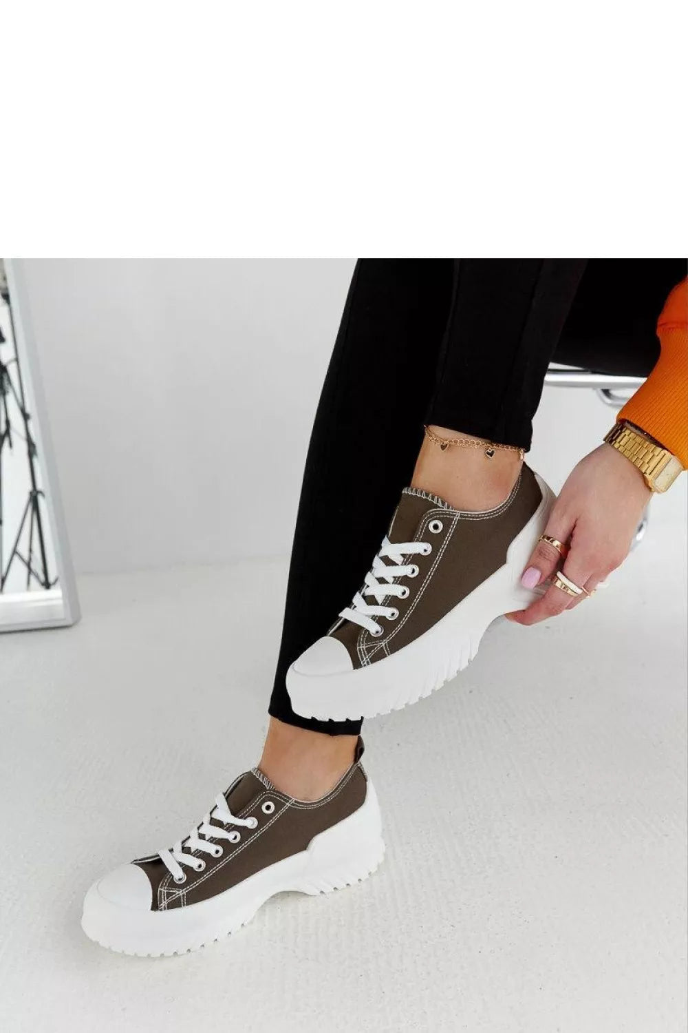 Kedai modelis 207546 Solea