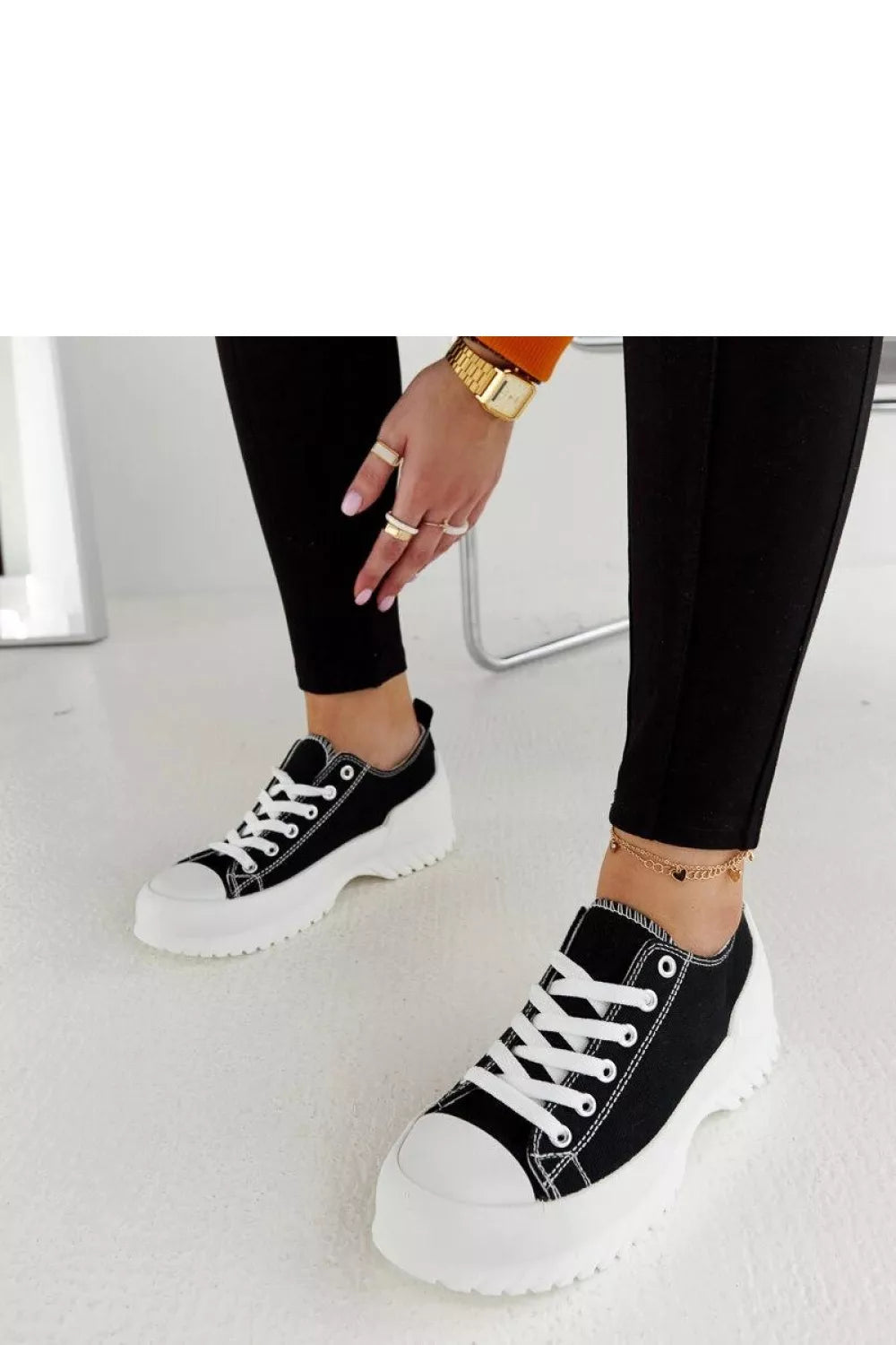 Kedai modelis 207547 Solea