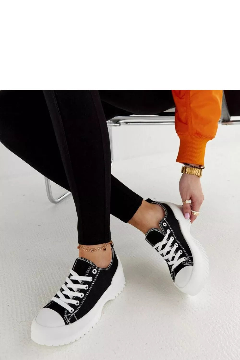 Kedai modelis 207547 Solea