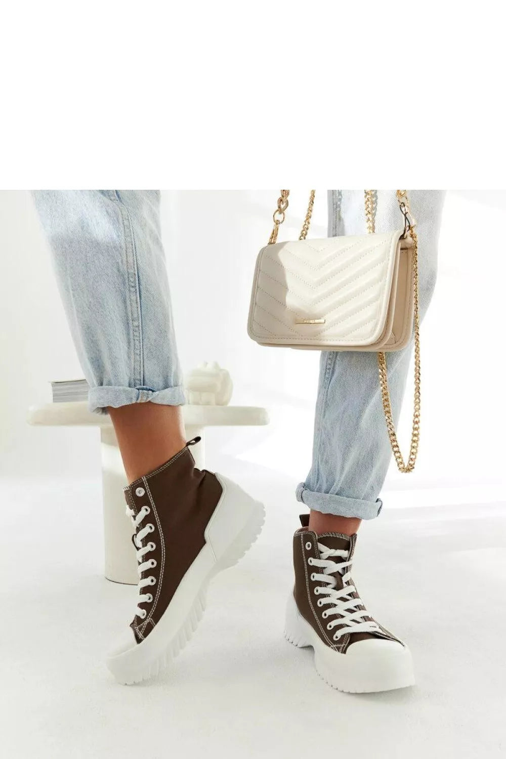 Kedai modelis 207548 Solea