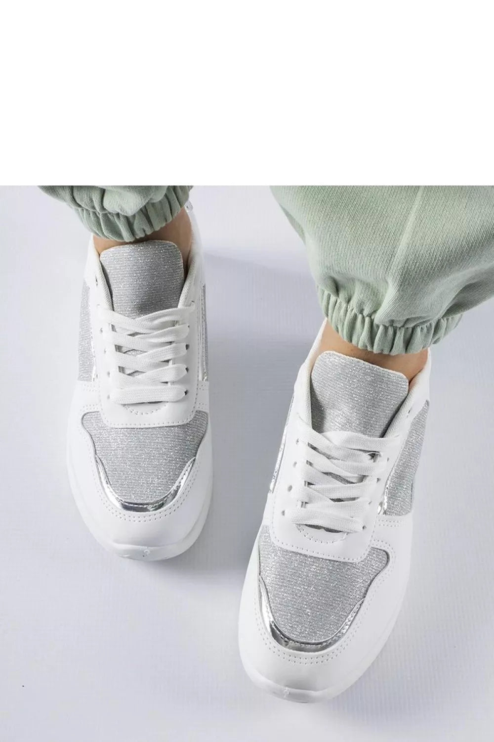 Sportbačiai, modelis 207629 Solea