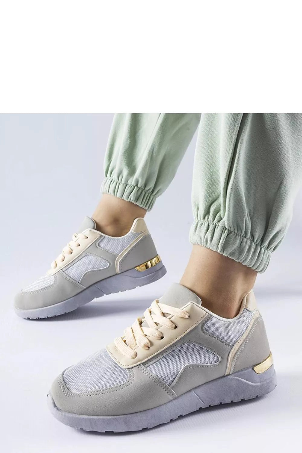 Sportbačiai, modelis 207639 Solea