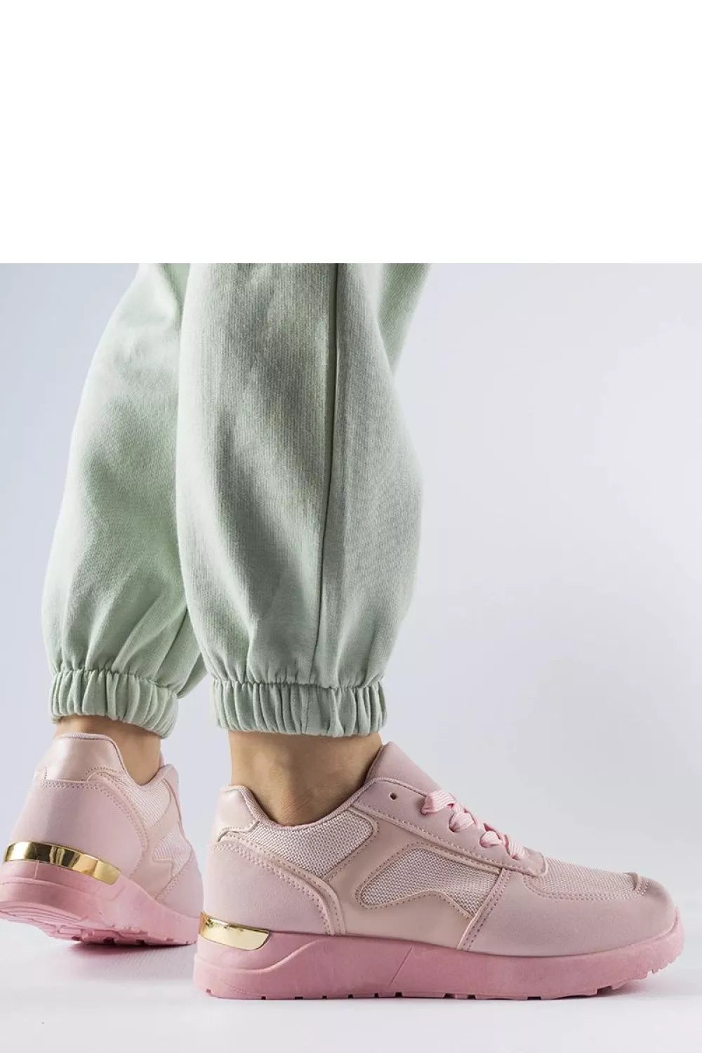 Kedai modelis 207640 Solea