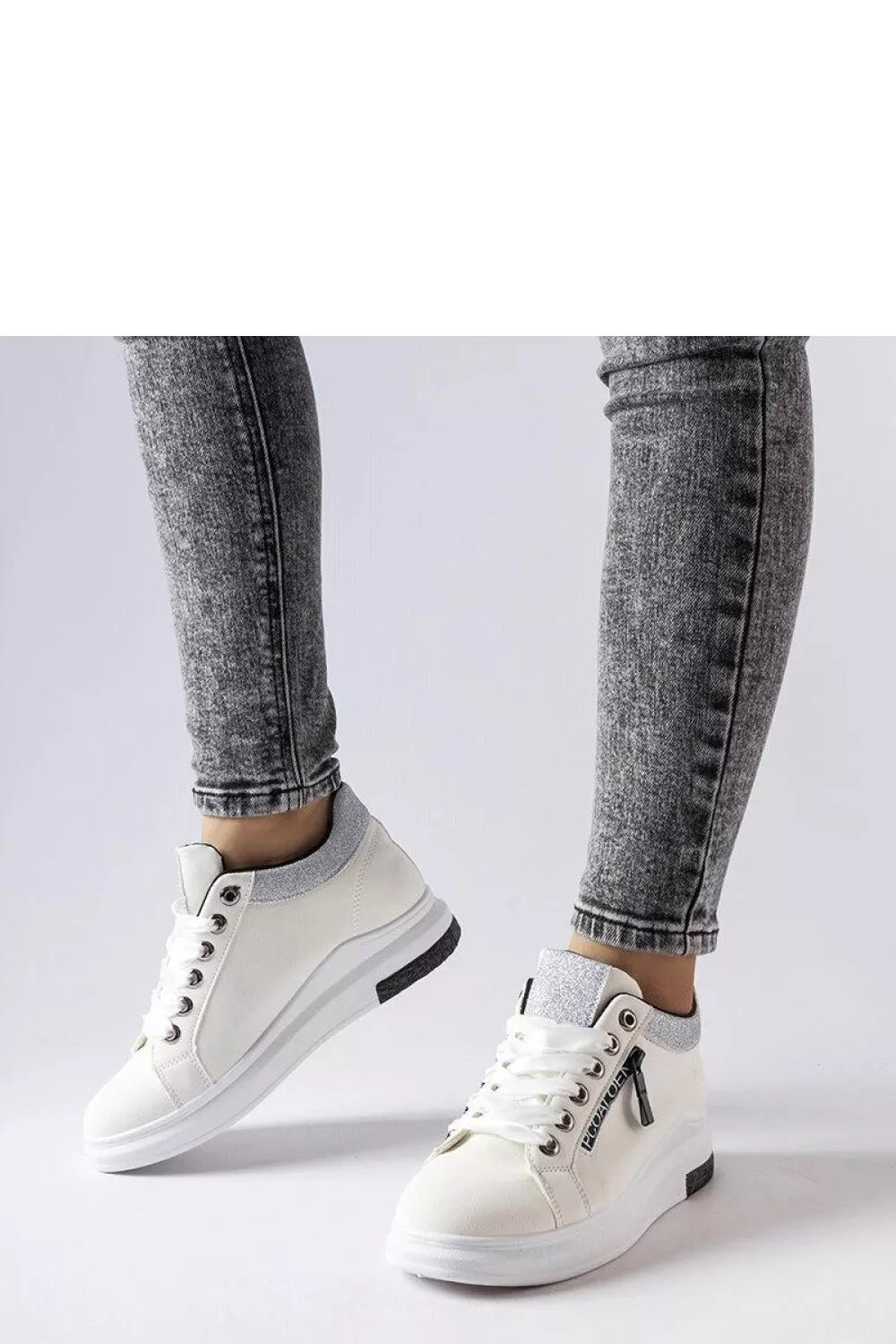Sportbačiai, modelis 207744 Solea