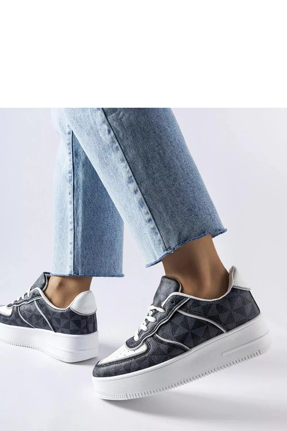 Sportbačiai, modelis 207751 Solea
