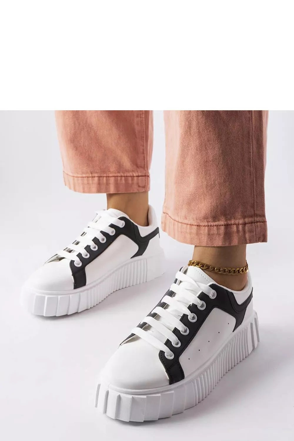 Sportbačiai, modelis 207834 Solea