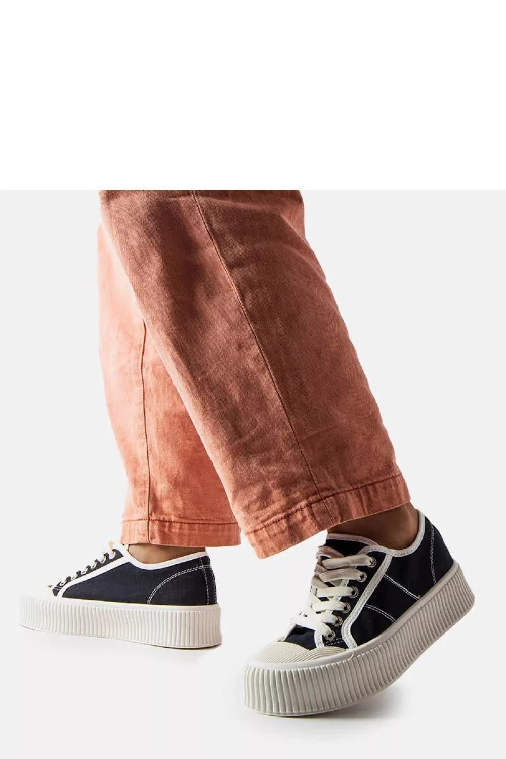 Sportbačiai, modelis 207841 Solea