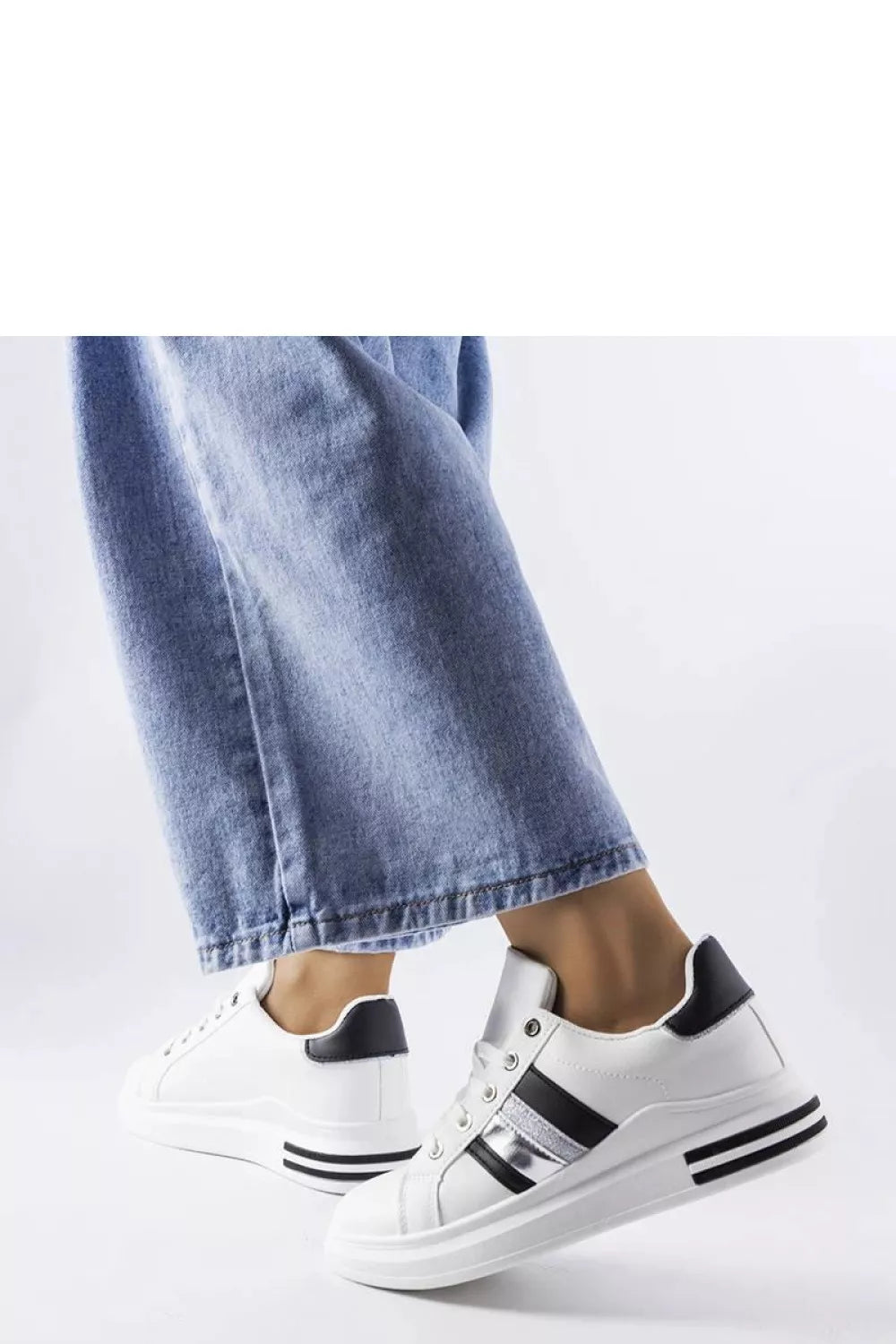 Sportbačiai, modelis 207879 Solea