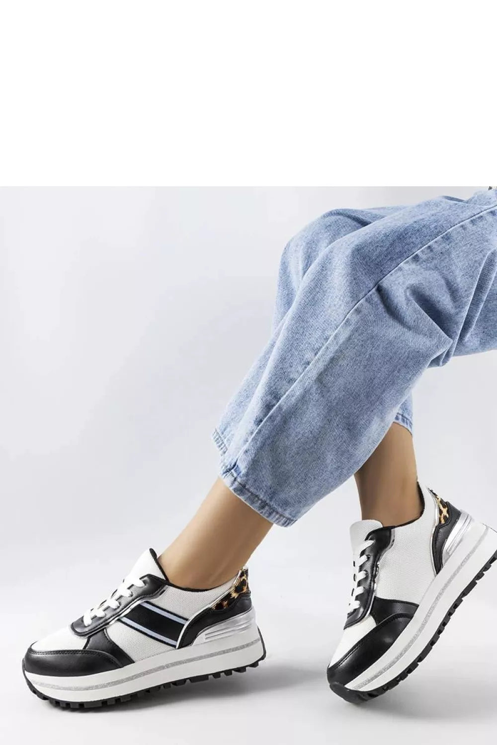 Sportbačiai, modelis 207884 Solea