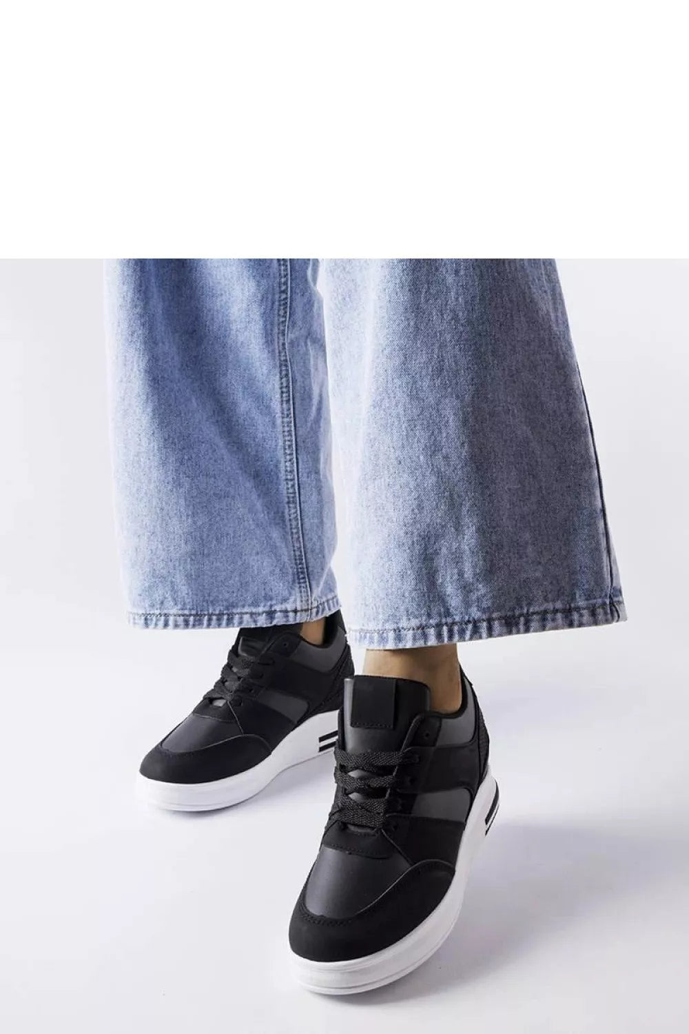 Sportbačiai, modelis 207917 Solea