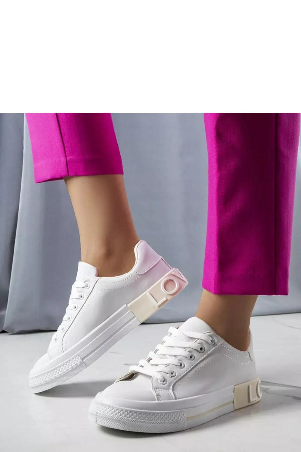 Sportbačiai, modelis 207971 Solea