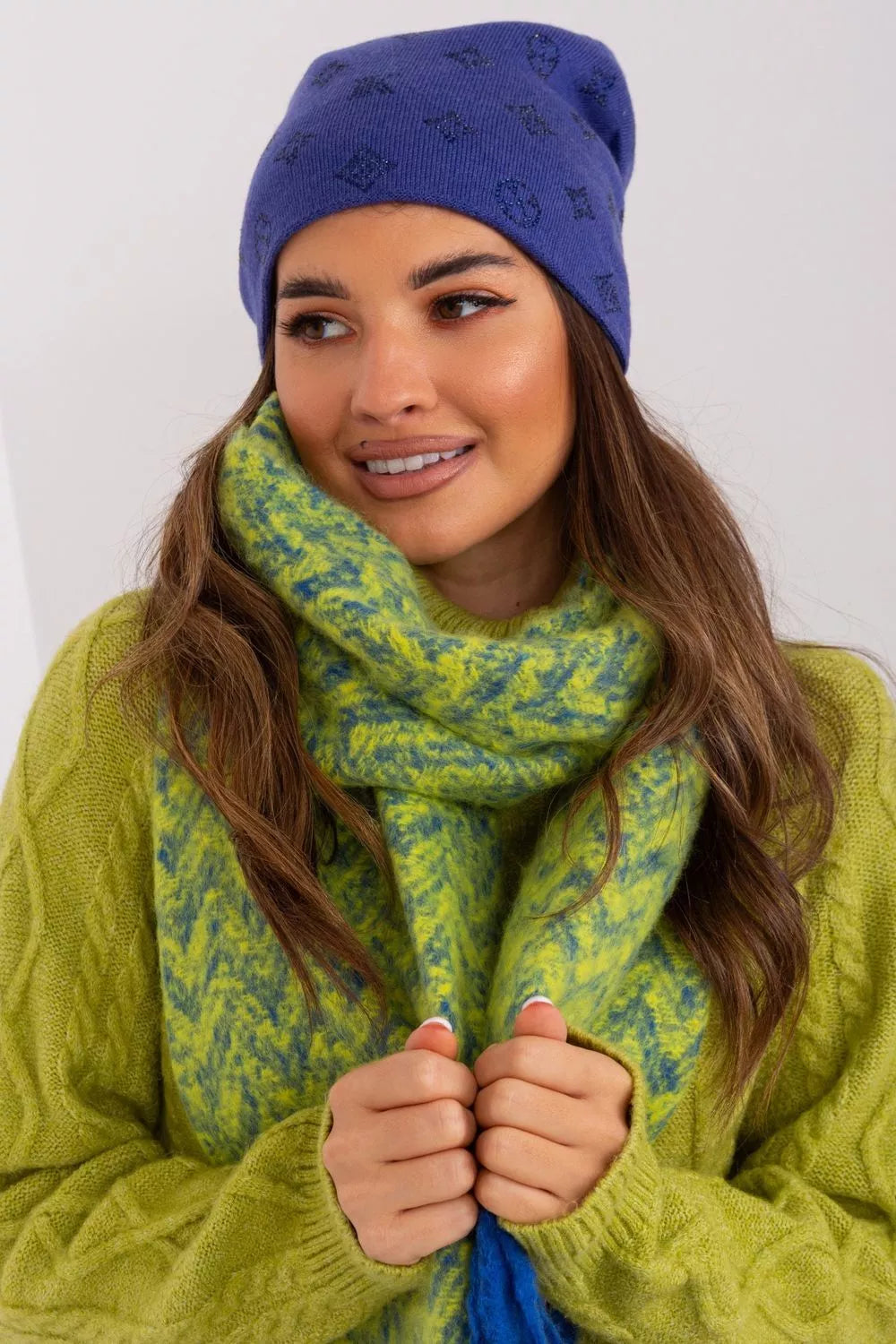 Kepis modelis 208243 AT