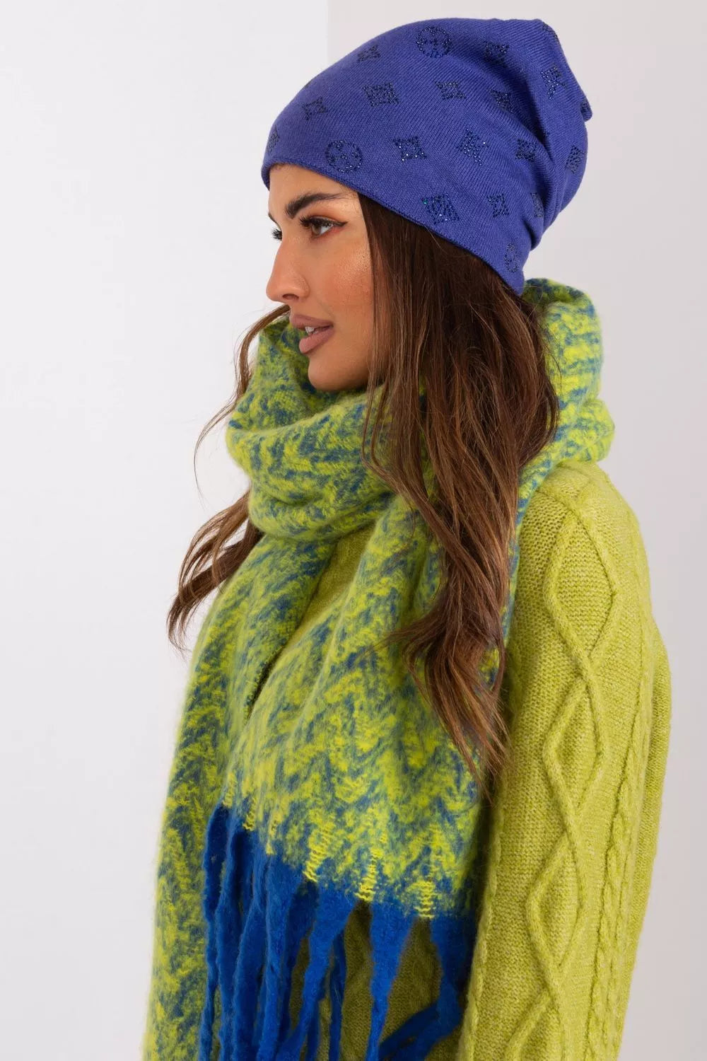 Kepis modelis 208243 AT