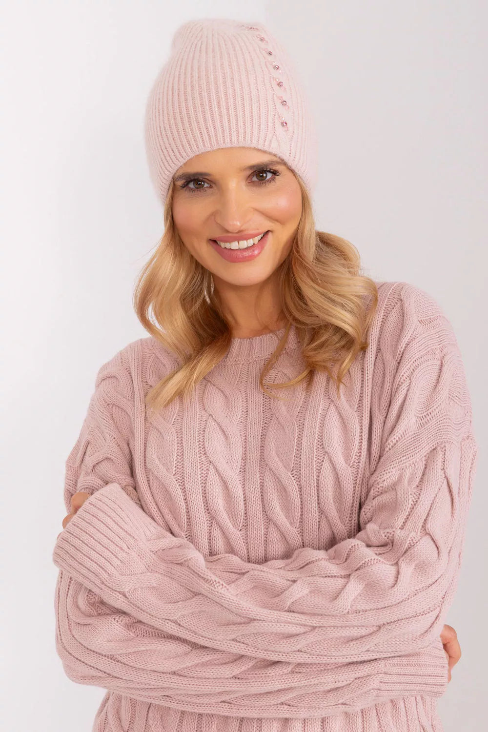 Kepis modelis 208253 AT