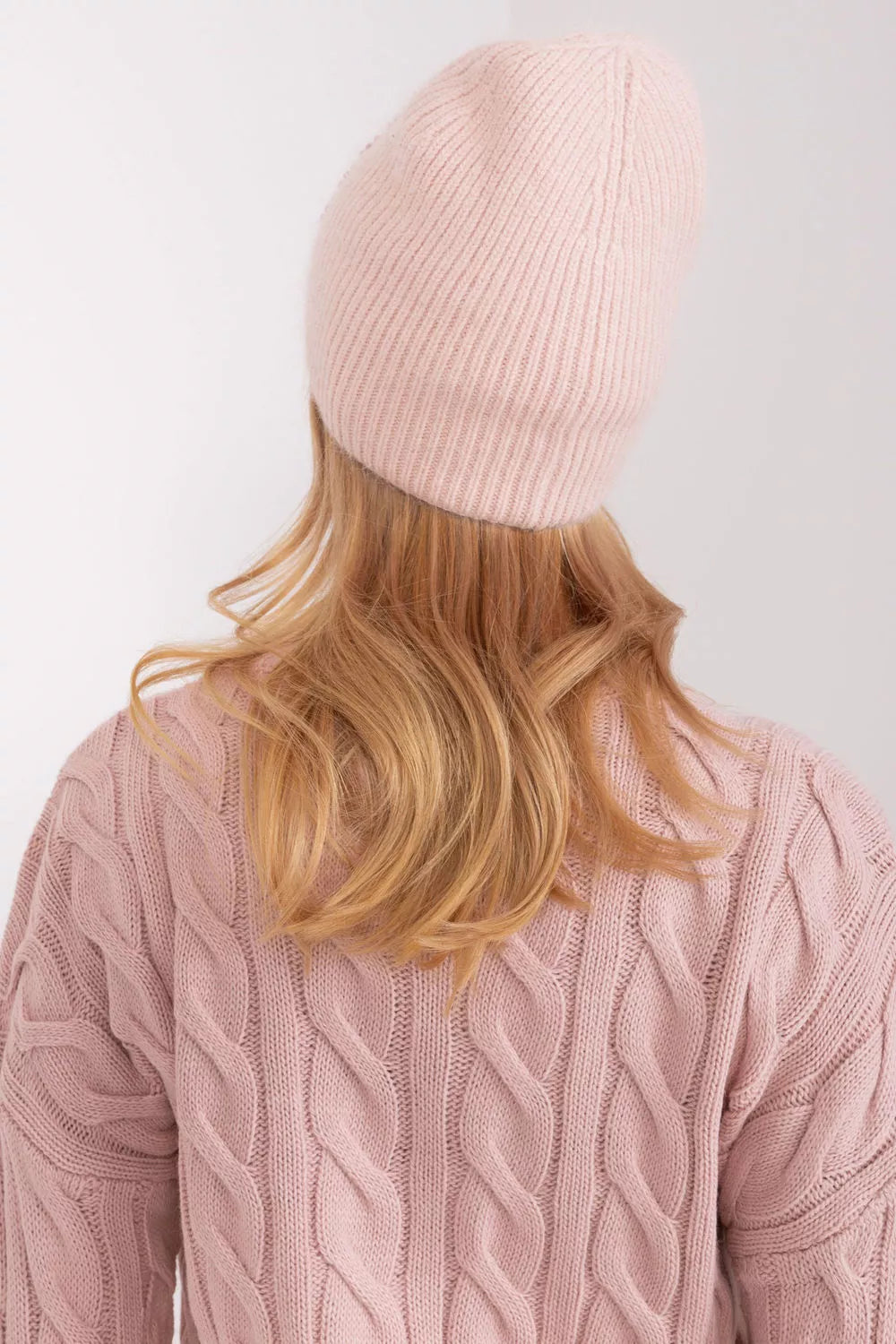 Kepis modelis 208253 AT