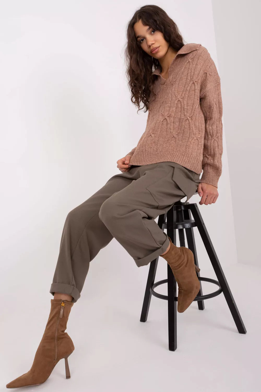 Megztinis, modelis 208287 AT