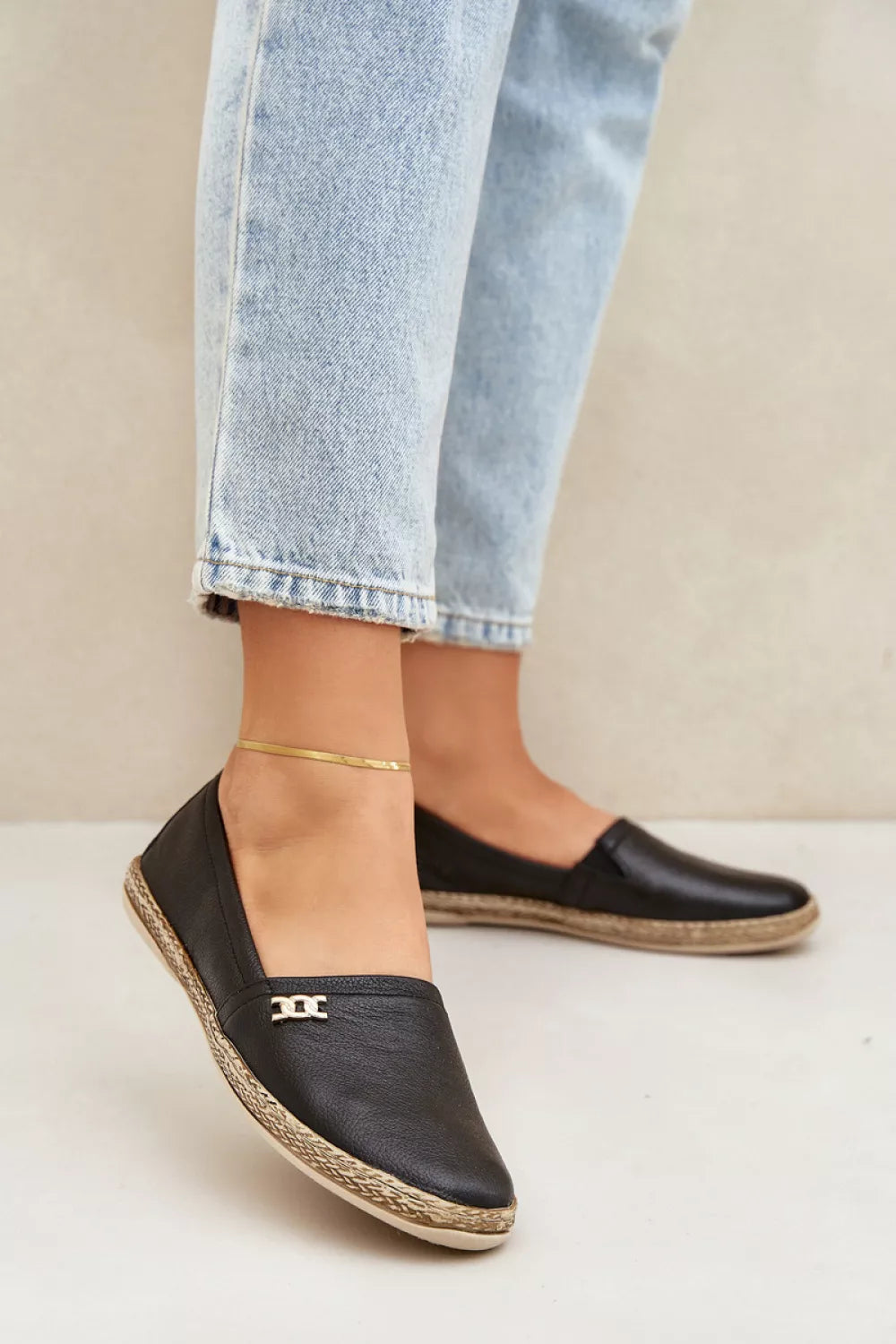 Espadrilių modelis 208329 – ženkite į stilių