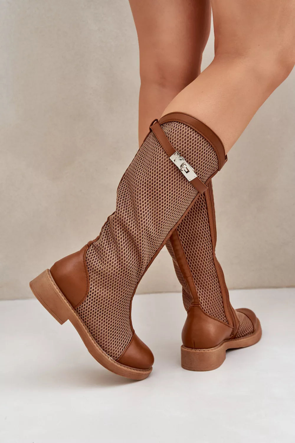 Ilgaauliai batai modelis 208336 Ženkite į stilių