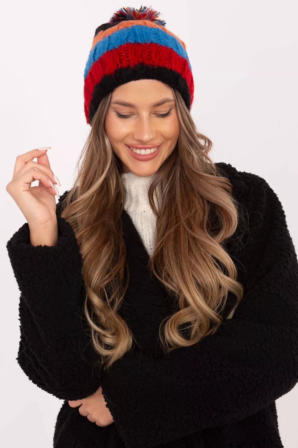 Kepis modelis 208414 AT