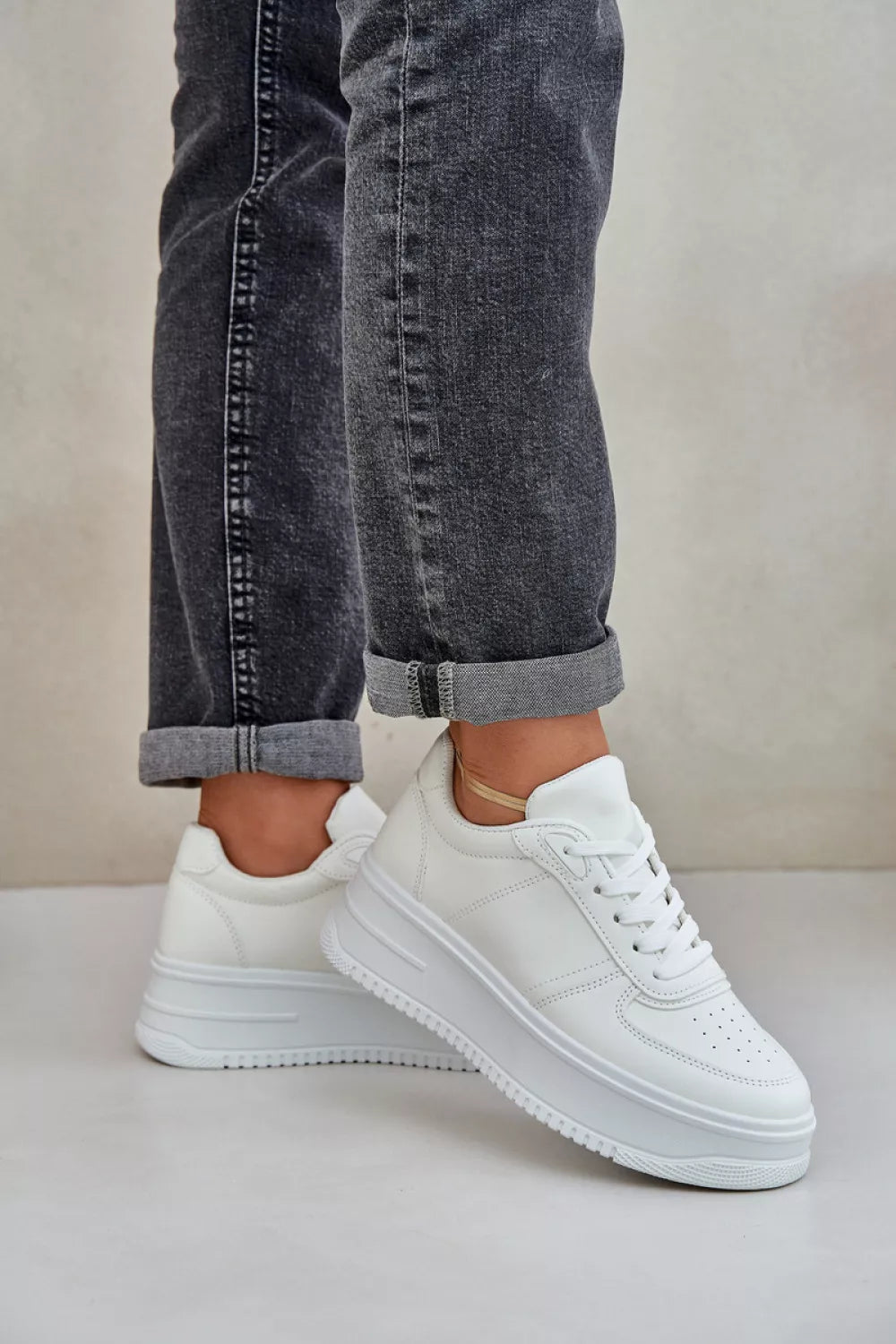 Sportiniai batai, modelis 208536. Ženkite į stilių.