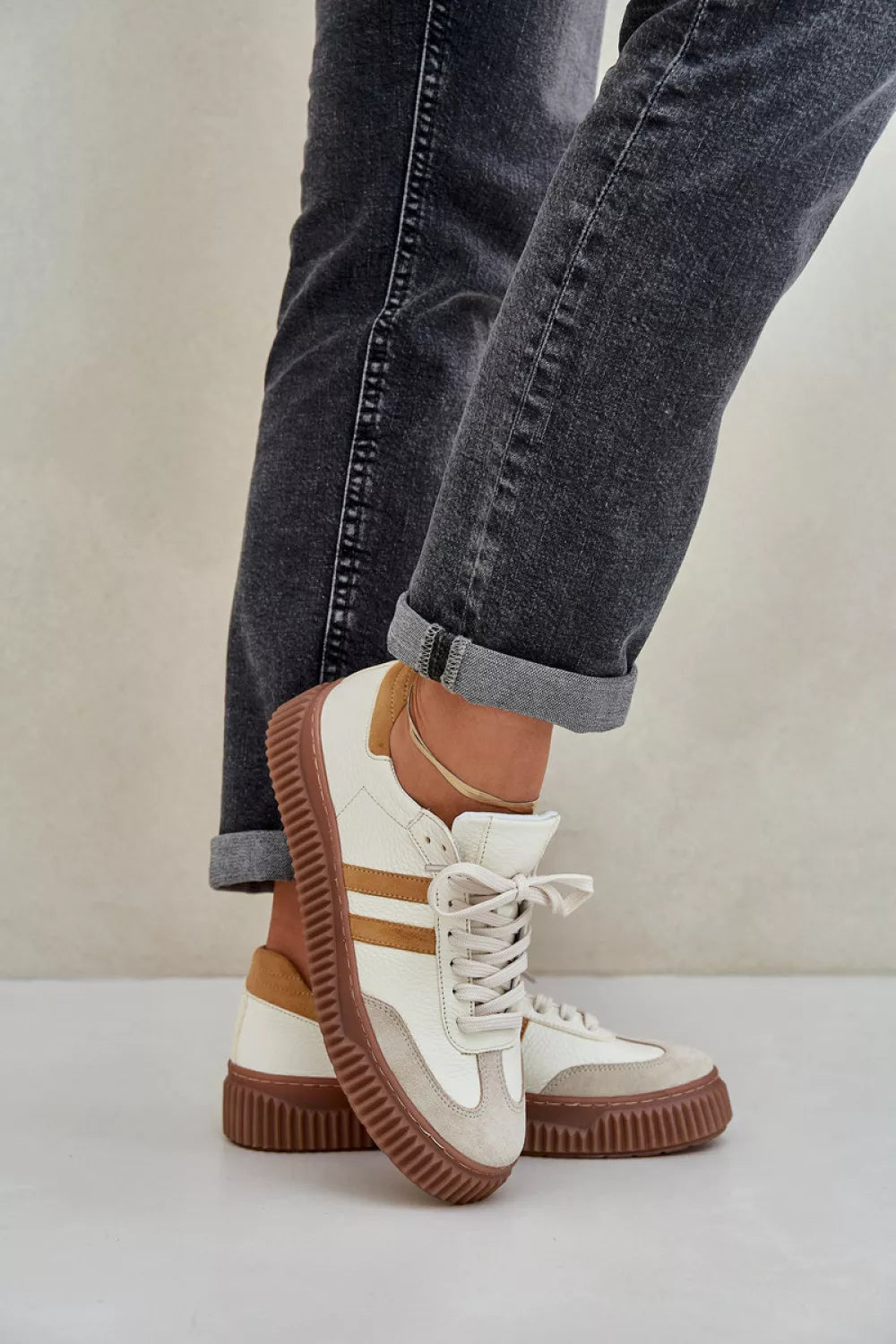 Sportiniai bateliai, modelis 208542. Ženkite į stilių.