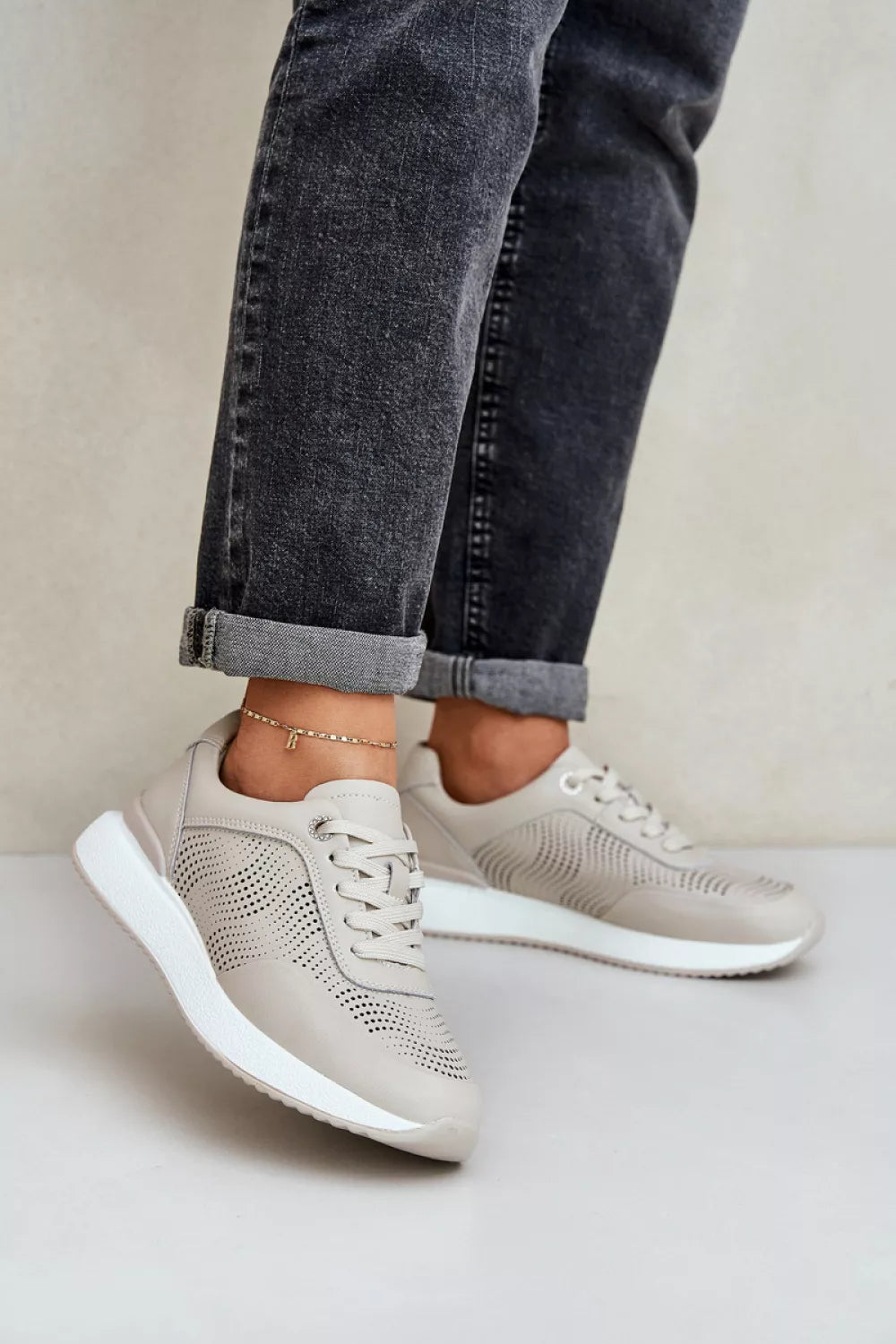 Sportiniai batai, modelis 209058. Ženkite į stilių.