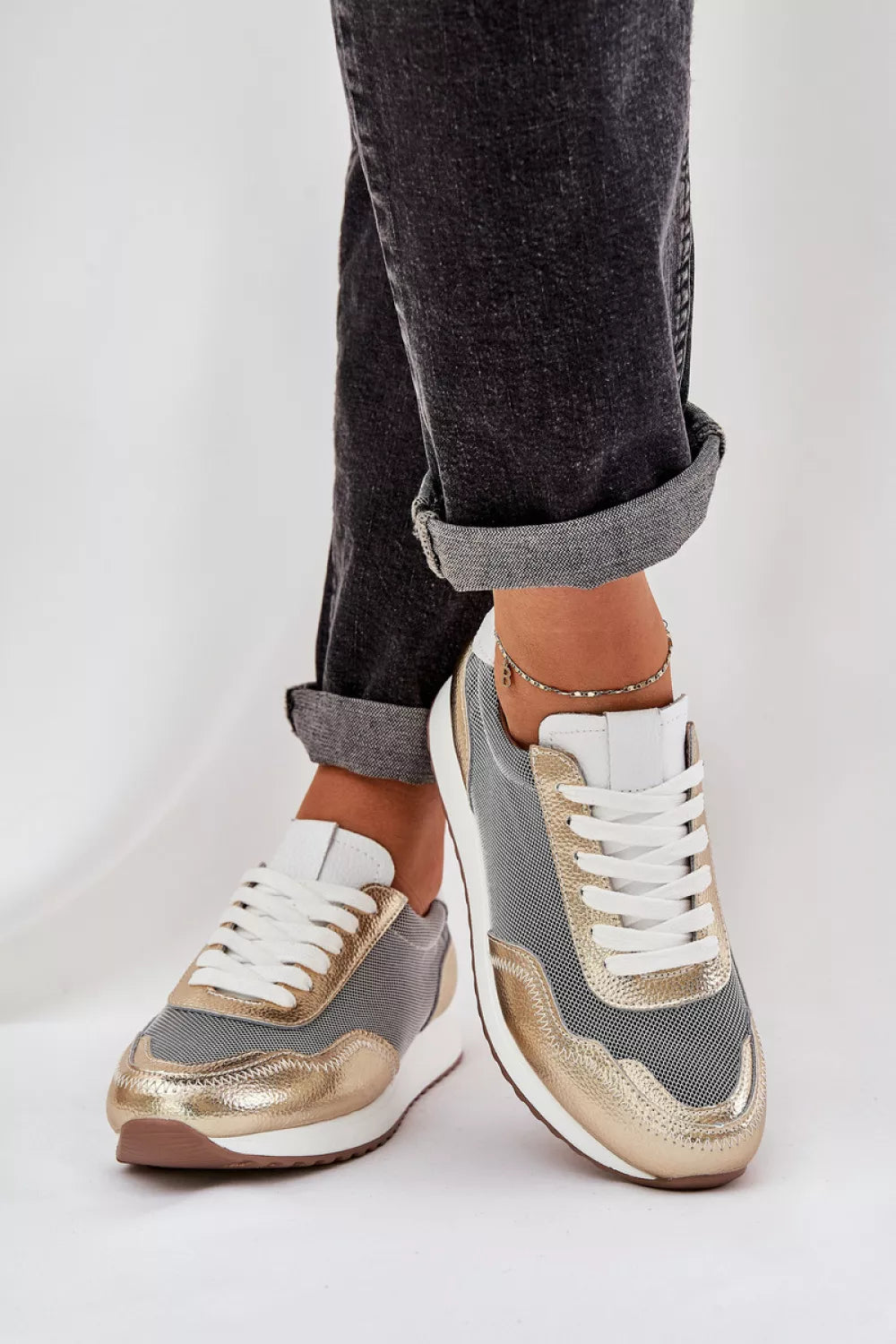 Sportiniai bateliai, modelis 209060. Ženkite į stilių.